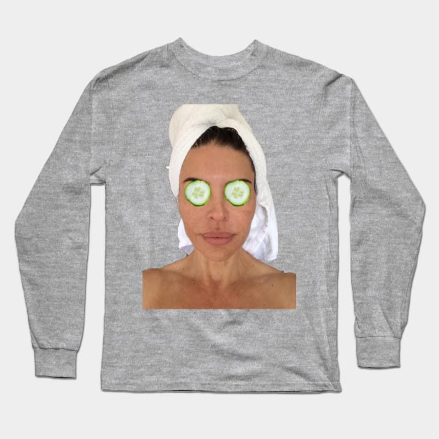 LISA RINNA cucumbers Long Sleeve T-Shirt by ematzzz